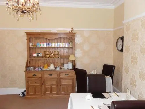 The Moorfield Hotel-Bed and Breakfast