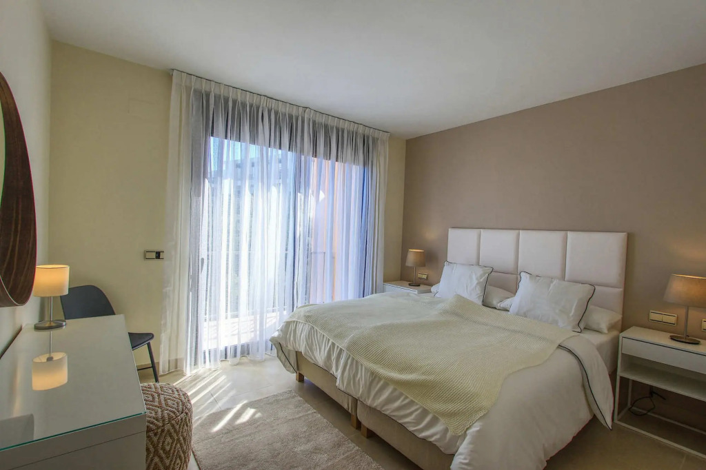 1090 - Los Monteros Samara Hill Penthouse