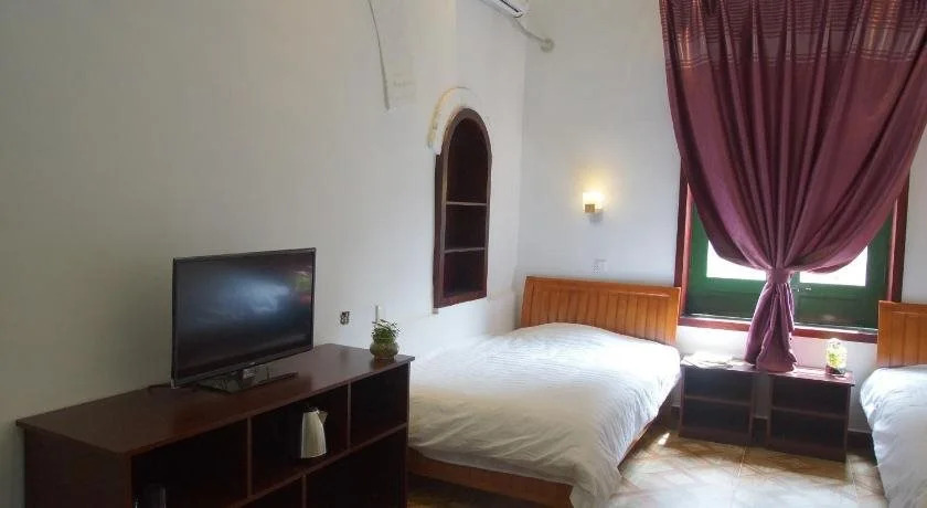 Jinan Mountain and Sea Culture Hotel