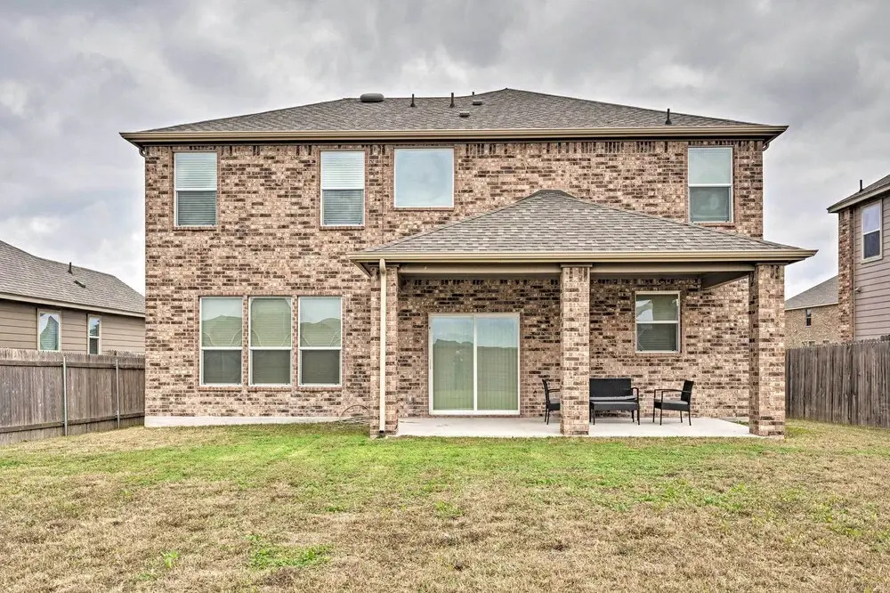 Texas Home w/ Patio & Grill ~ 16 Mi to Austin