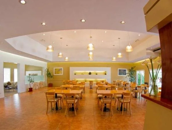 Family Inn