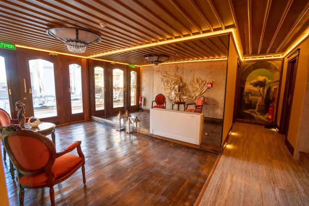Cunda Baradiel Hotel