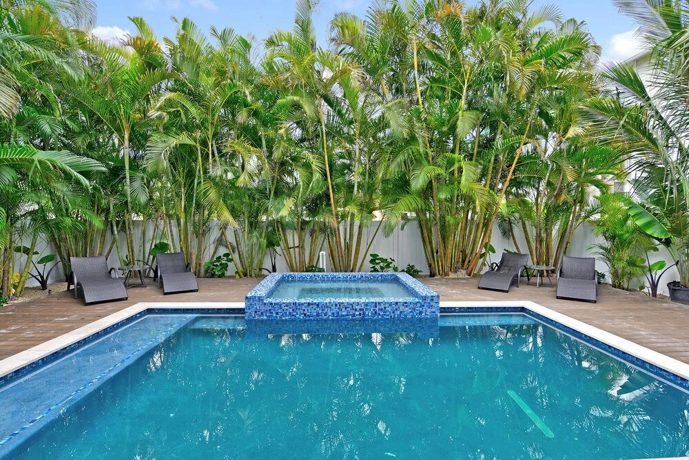 Crystal Waves Oasis