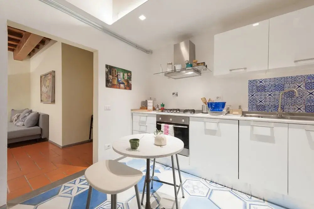 Short-let Florence Charming Suite