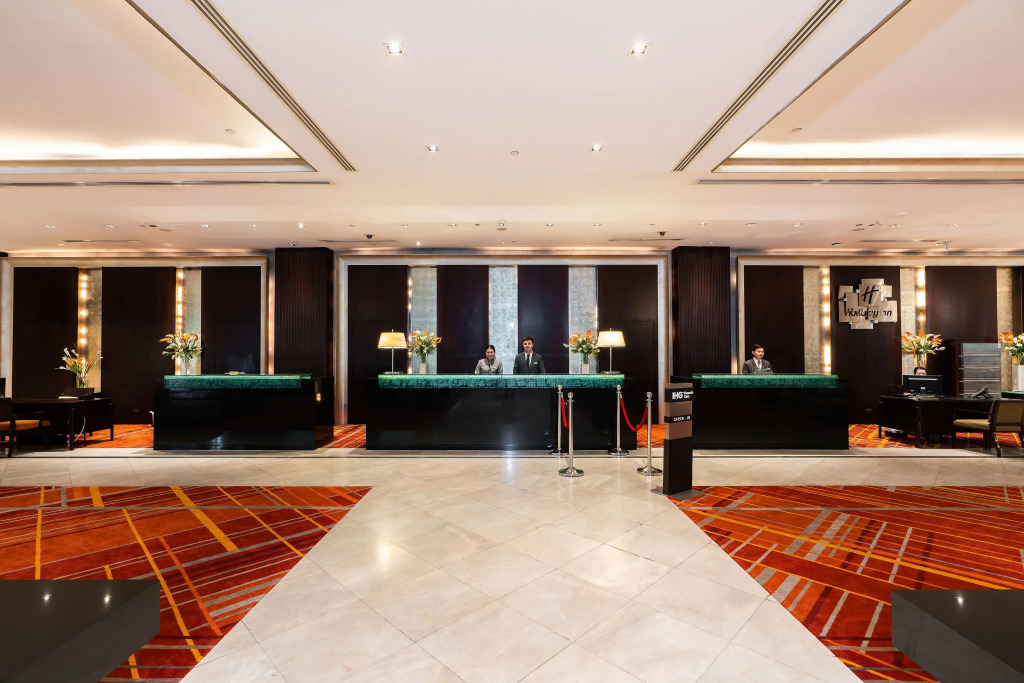 Holiday Inn Bangkok Silom by IHG