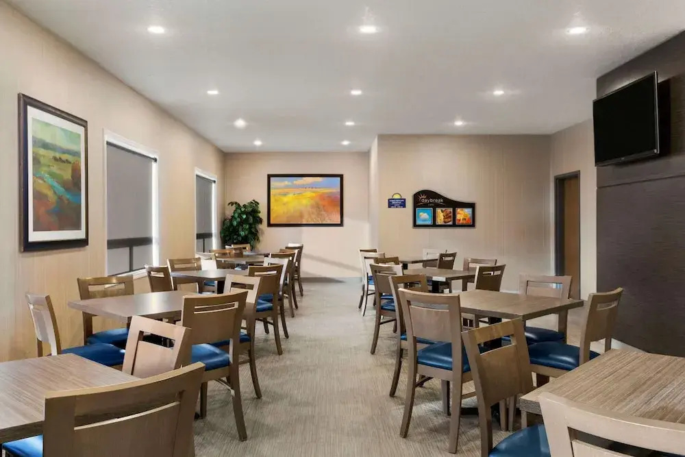 Days Inn & Suites Yorkton