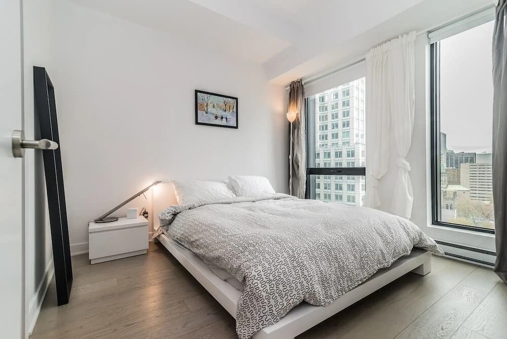 Bell Centre Apartments by Hometrotting