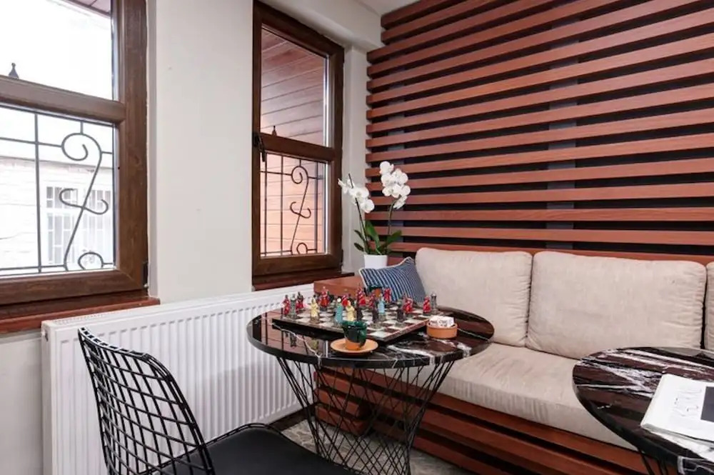 Room-luxury Suite Hotel Room