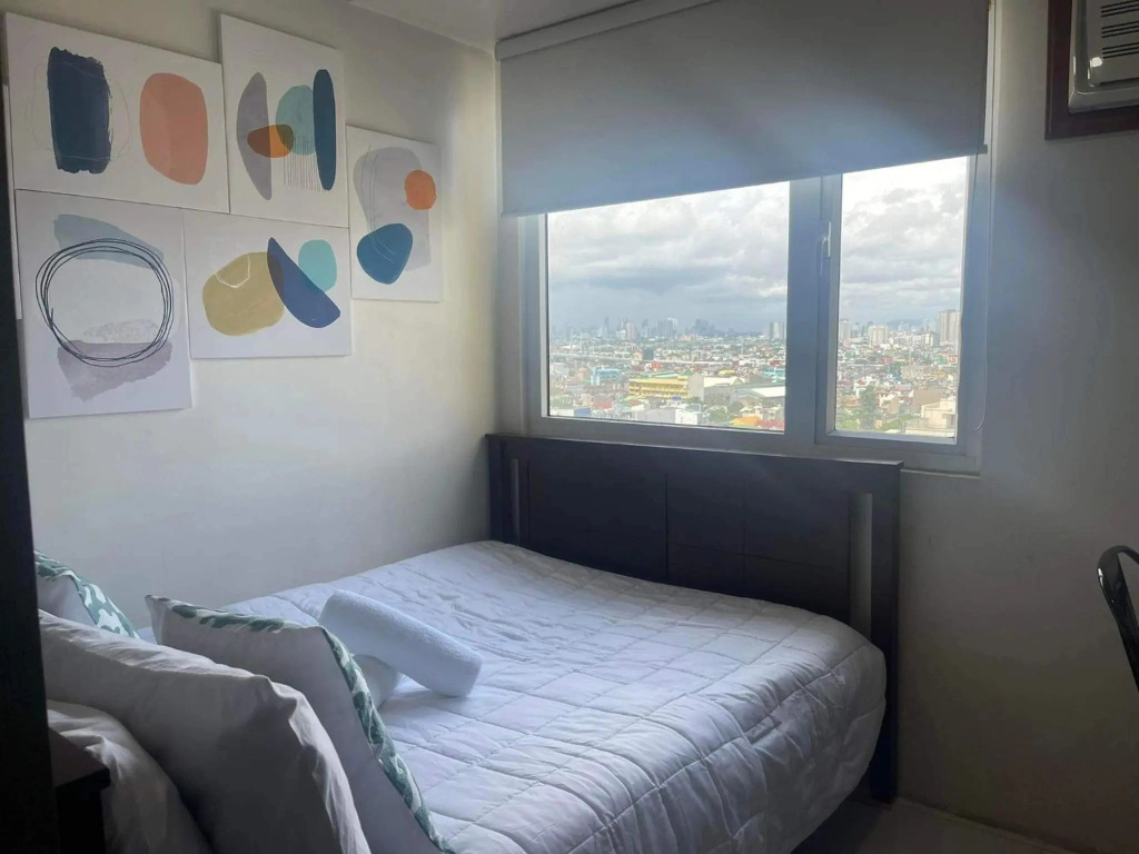 Taft Ave Green Residences with wifi & Netflix