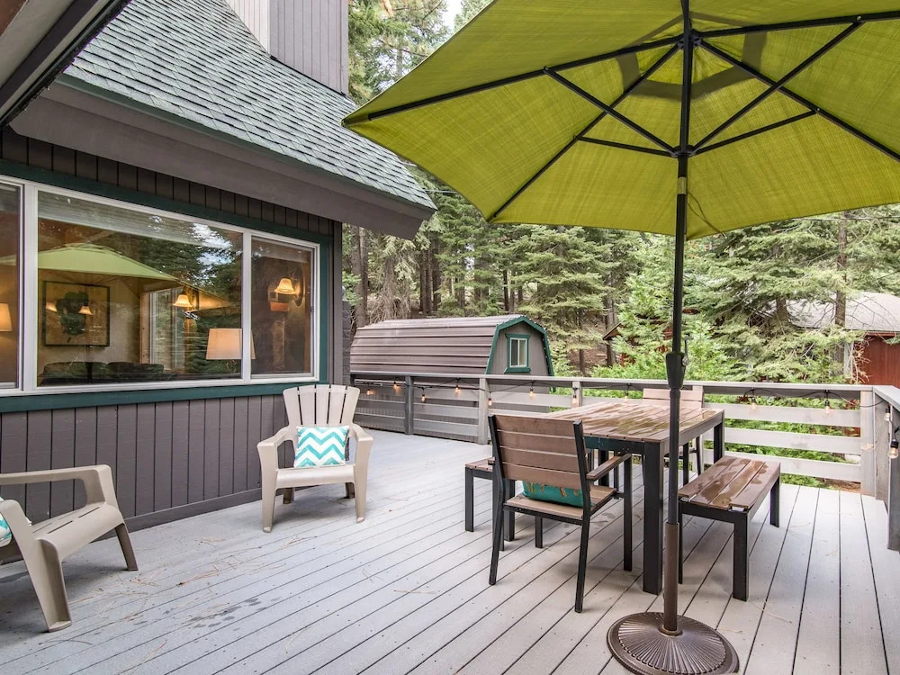 3br  In The Woods, Near Beach 3 Bedroom Cabin