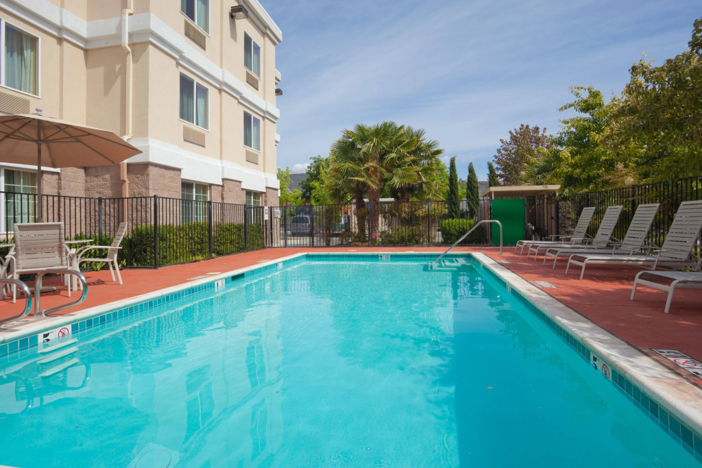 Holiday Inn Express Hotel & Suites Livermore by IHG