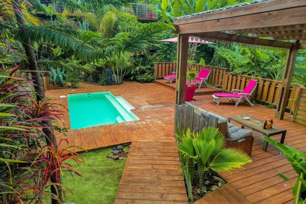 Chalets Tikinou