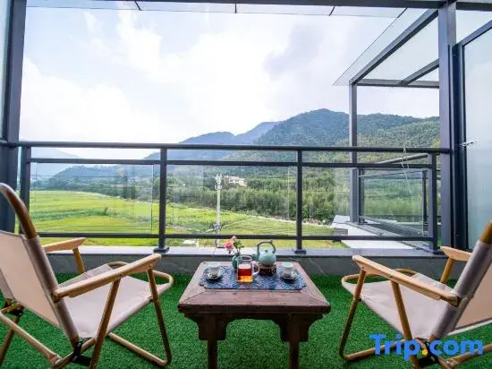 Zhixiju Pillow Water Homestay