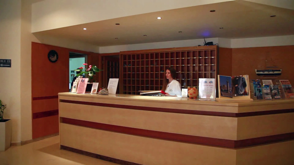 Niriides Hotel
