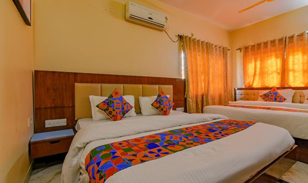 FabHotel New kolkata Residency Inn - Nr Axis Mall