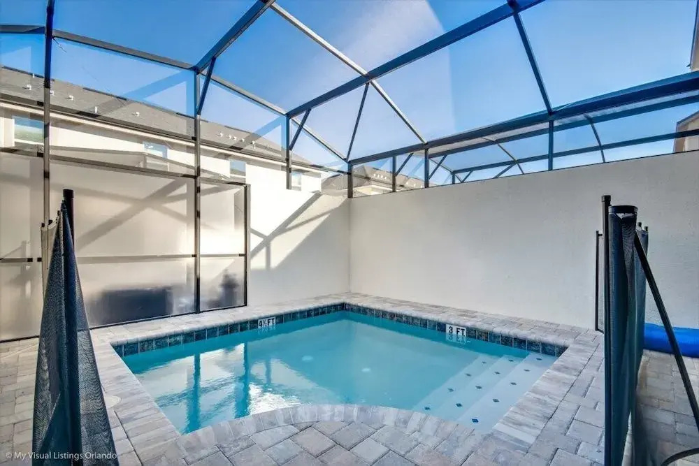 1600cpc 4 Bedroom Townhouse by RedAwning
