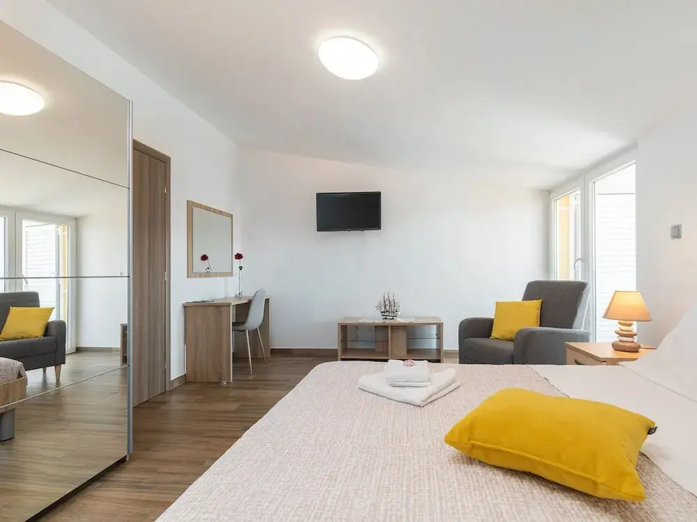 Fancy Apartments Dream