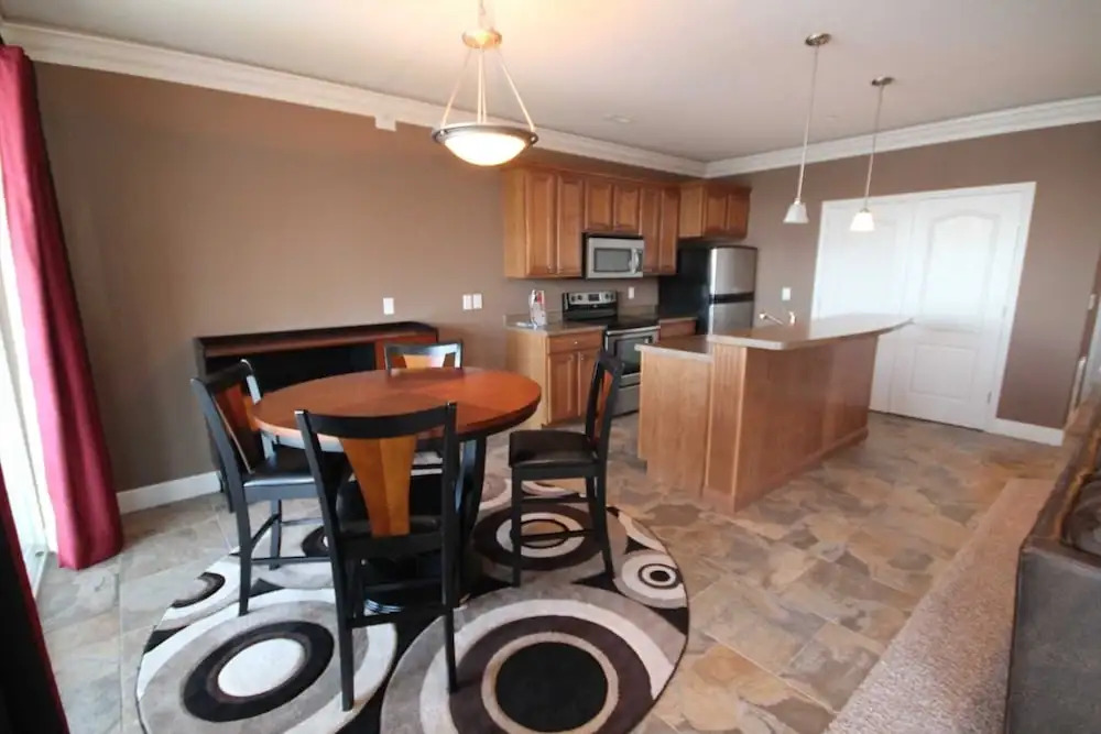 Lands End 654 - 2 Br Condo