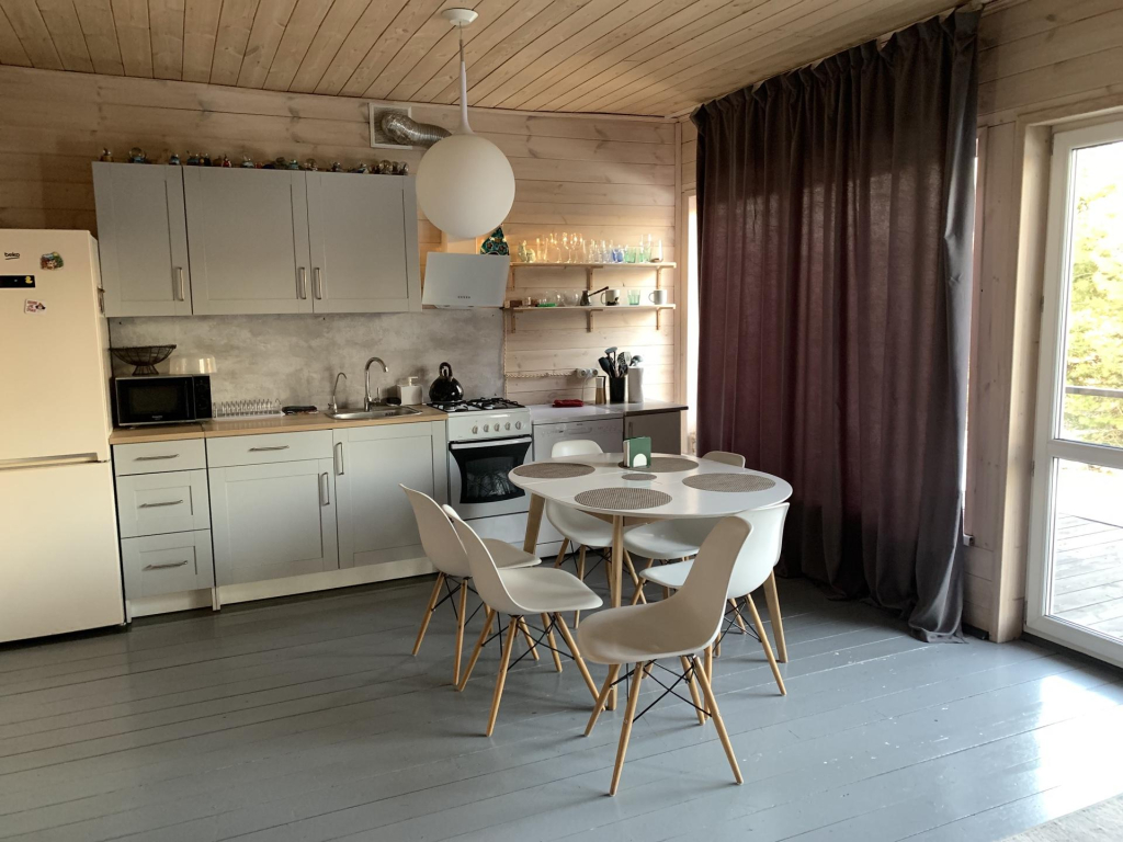 Гостевой комплекс HolidayThree (Холидей Три)