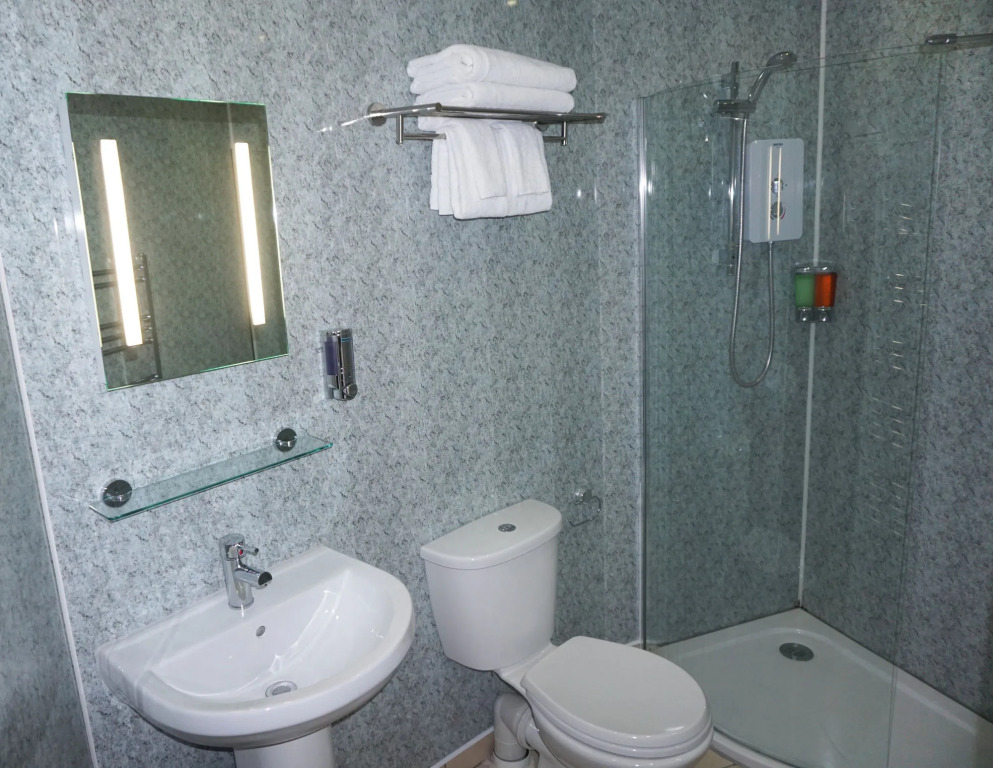 Apartment near London Bridge