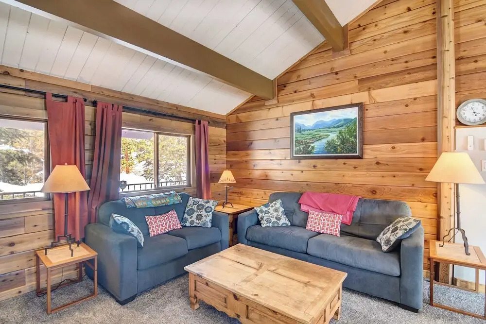 Hot Tub & Mtn Views: Waterfront Grand Lake Cabin