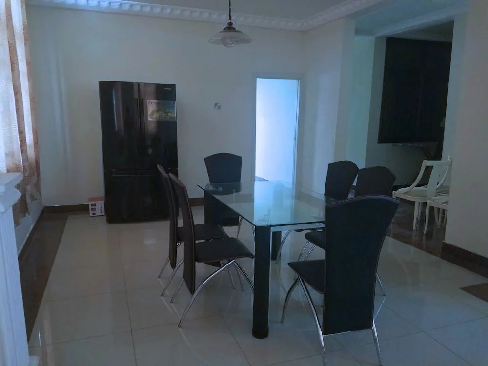 Rose Villa