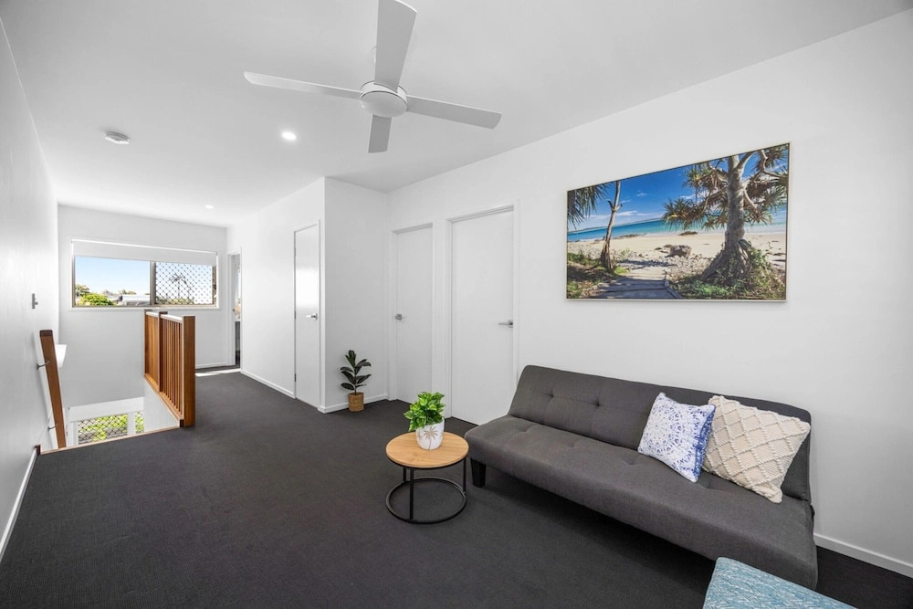 Bright Townhouse Near Maroochydore Beaches