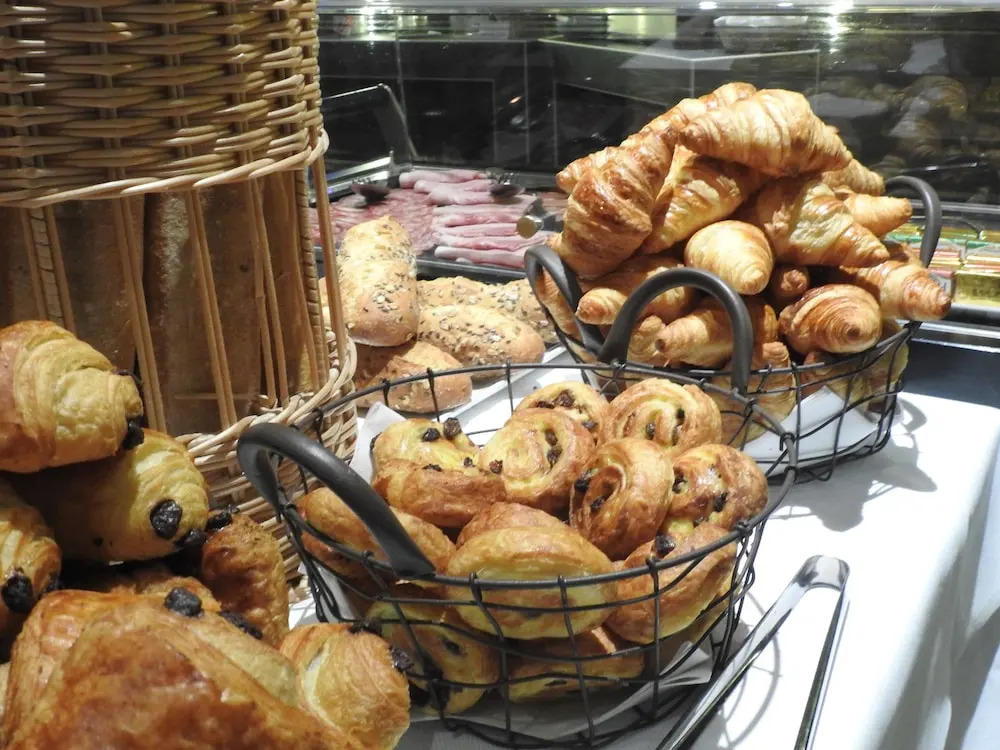 Logis Hotel Relais Saint Jacques - Châteauroux