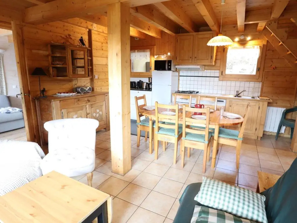 Chalet cosy aux Gets, proche du lac avec sauna et parking privé - FR-1-623-58