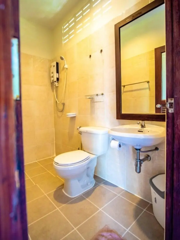 Baan Muchshima Hostel Phuket
