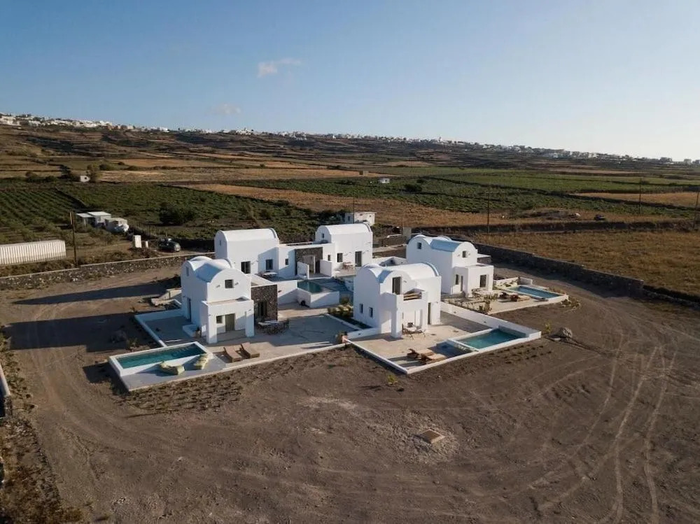 Oia Kissiri - Private Pool Villas