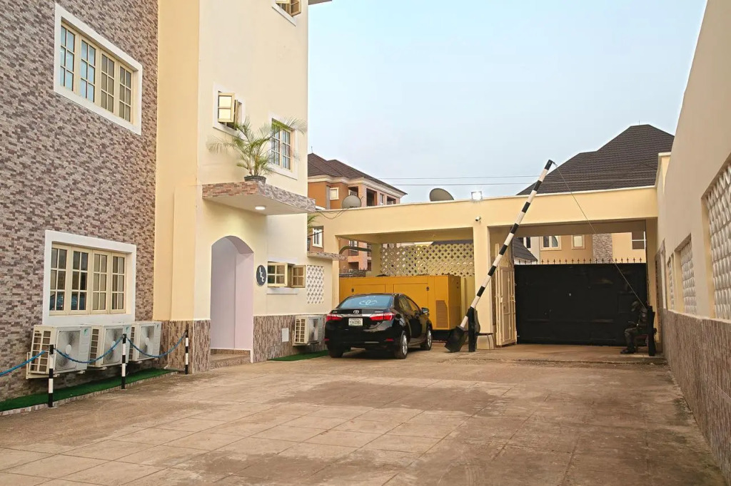 Iec Villa