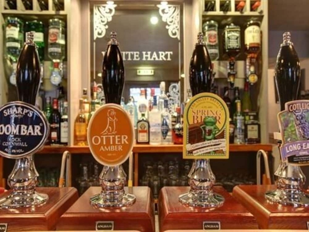 The White Hart