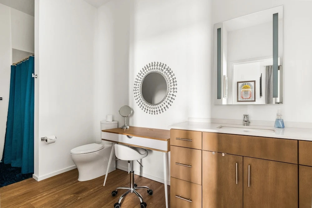 Illume All-new Community Balcony & Bonus Room 2 Bedroom Condo