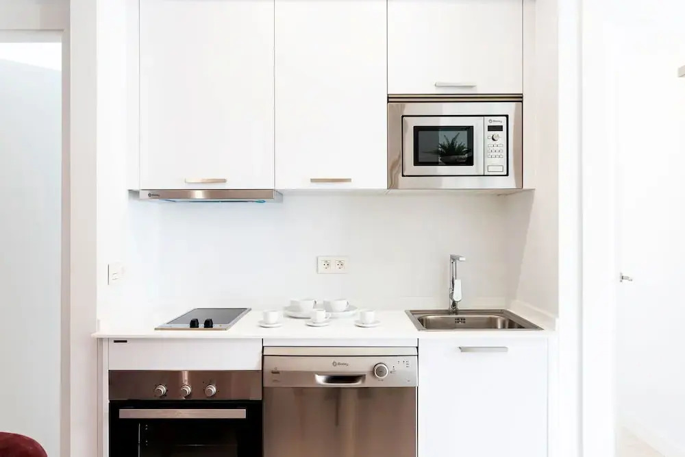 Brand new 4 Bd Apartment Next to the Cathedral Mateos Gago IV