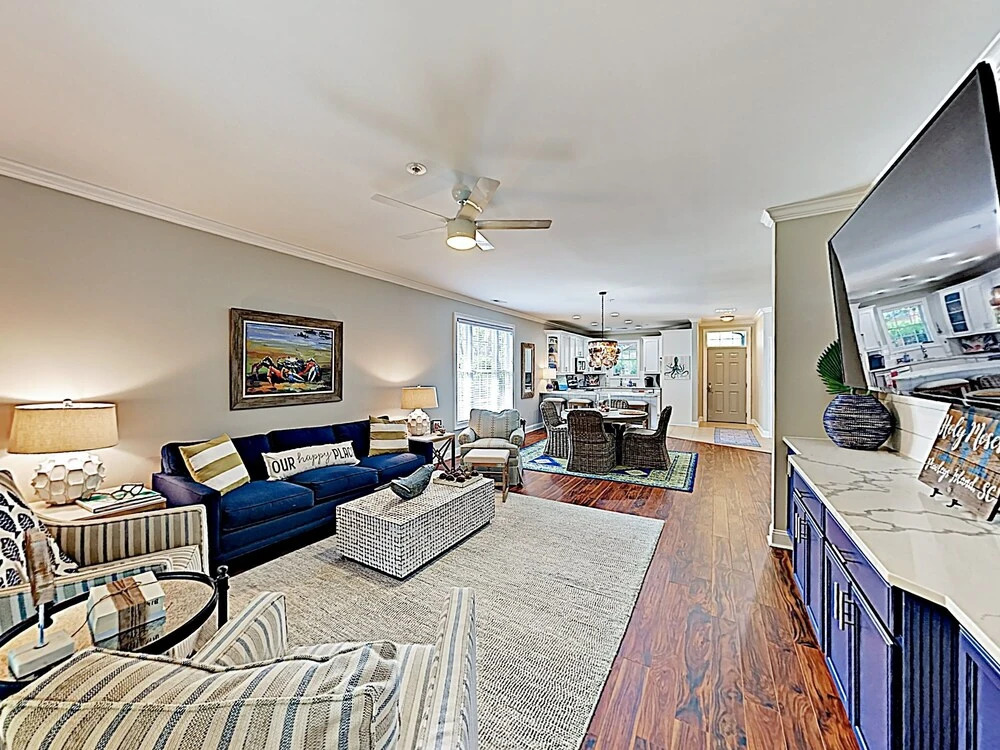 New Listing! Beach Chic Townhouse W/ Pool Access Townhouse