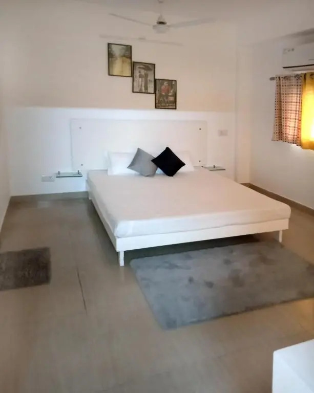 House 44 1BHK