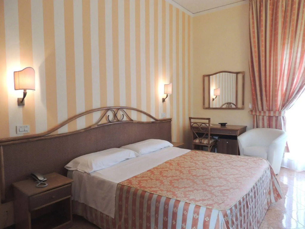Hotel Girasole