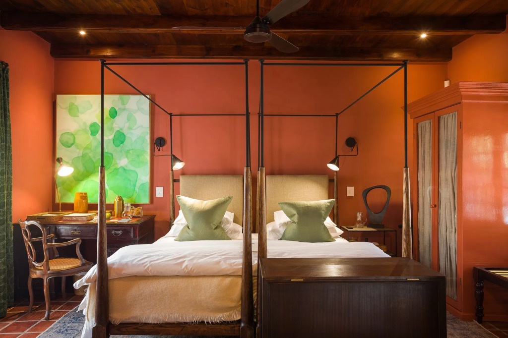 Akademie Street Boutique Hotel