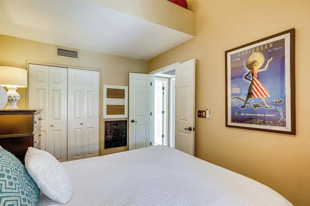 5 Mi to Hiking & Golf: Phoenix Gem w/ Pool Access