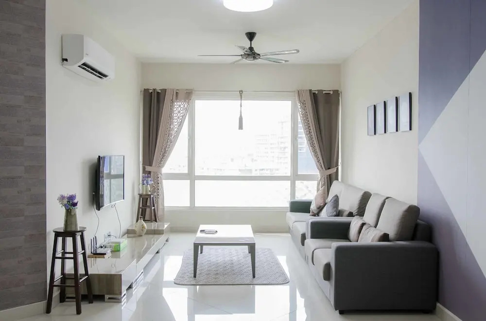 The Crest KLCC @ Penguin Homes