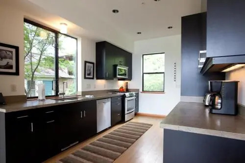 Seven-River View-AC-3BR/2.5BA