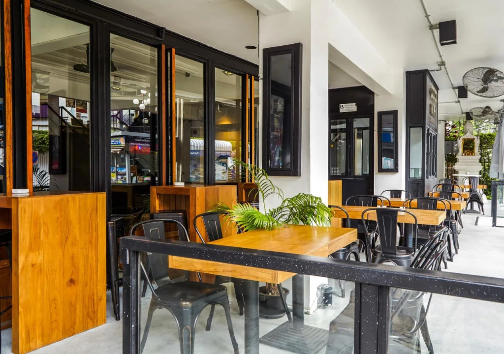 3Howw Hostel @ Sukhumvit 21