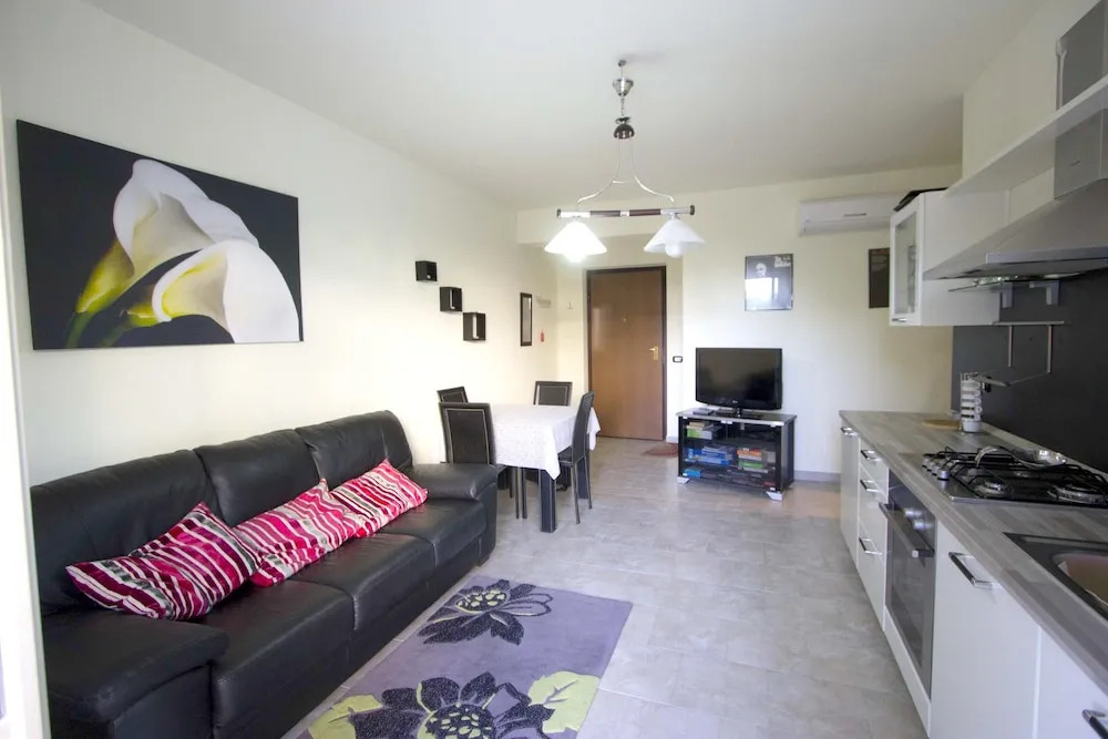 Apartment With 2 Bedrooms in Caulonia Marina, With Wonderful sea View,