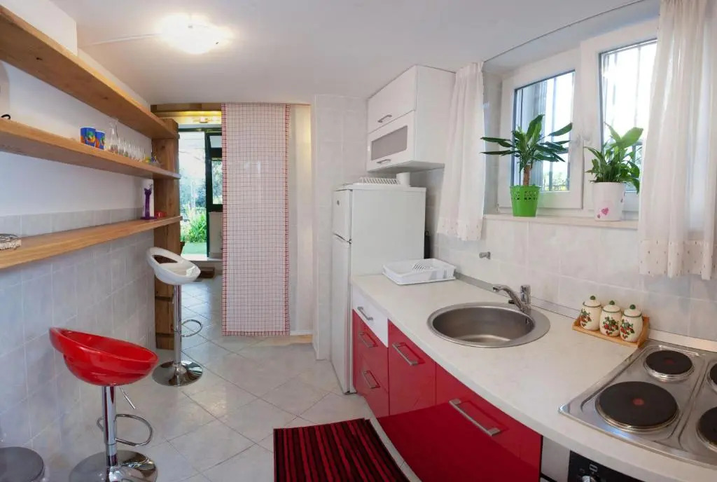 Cozy Guest House Kamenita