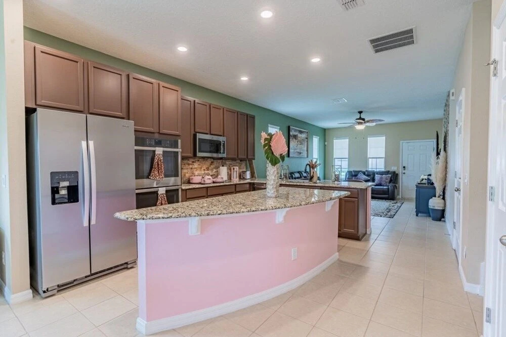 September Special!! Family-friendly Pool Home, Brand New Pool & Spa, Free Wifi, Bbq Grill, Gated!! 6 Bedroom Home, Davenport