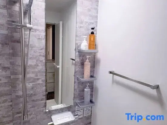Sakura Retreat2 | Near Namba Nihonbashi | New house | 4 BR 2WC 2BA | 3 min-walk from Station