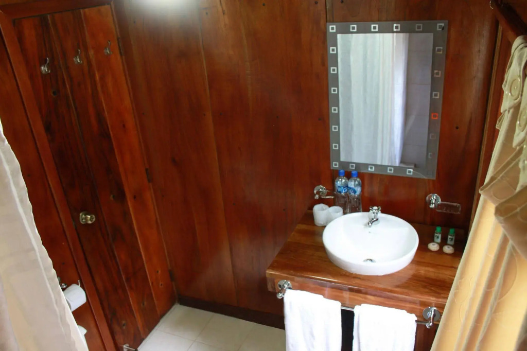 The Wooden House Hotel