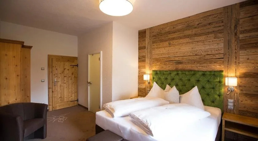Hotel zum Weissensee