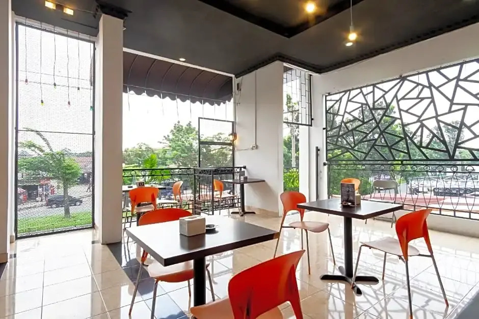 OYO 1668 Yvel Homestay